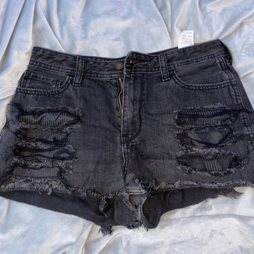 Black hollister shorts